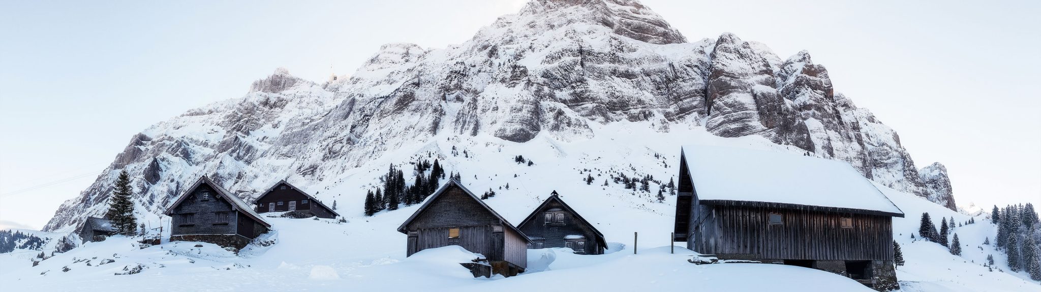 Snow Town – (3840×1080 and 5120×1440 Wallpaper) | 32:9 Super Ultrawide